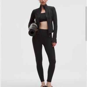 Lululemon flocked polka dot leggings NWOT